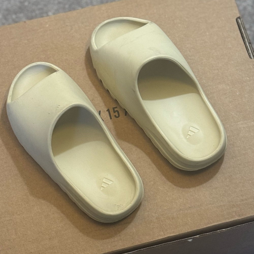 Adidas Beige Slide Sandals